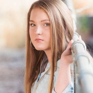 Meet your Posher, Lydia